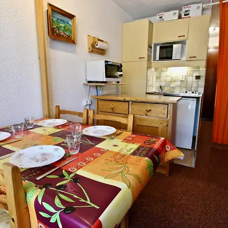 Avec Balcon, Parking Couvert, Et Navette Gratuite Au Pied De L'immeuble - Fr-1-340-34 Apartment